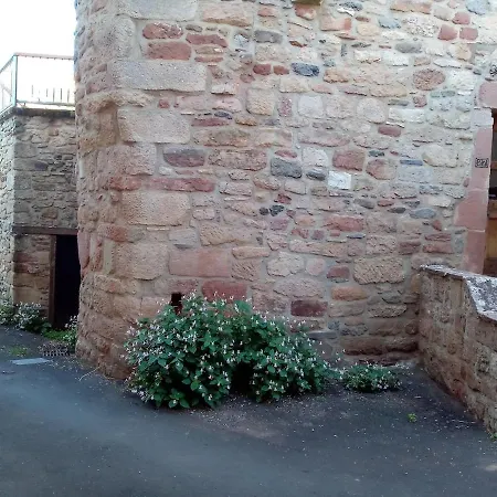 De La Tambourde, L'autenticite Paisible