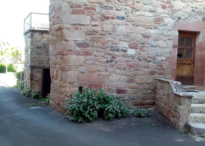 De La Tambourde, L'autenticite Paisible